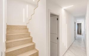 5 Bedroom Gorgeous Home In Vila-Real