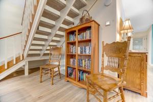 2 Bed 2 Bath Vacation home in Whittier I
