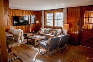Birch House: Cozy Cabin 5 min from Okemo