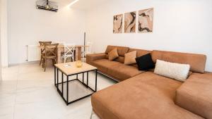 Luxury Beach Apartment in Nabeul with Pool