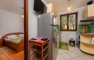 Beautiful Home In Sv Filip I Jakov With Wifi