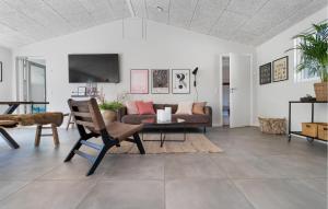 Lovely Home In Gilleleje With Sauna