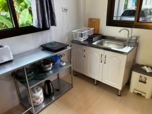 Sea Salt 4 cozy studio with full kitchen
