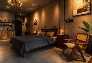 Saigon Hideout New World View - Romantic Stay, Netflix & Bathtub District 1