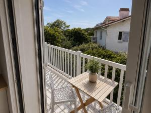 Charmant T2 rénové avec balcon, parking privé, à 2 pas des plages de Capbreton pour 4 personnes - FR-1-239-1071