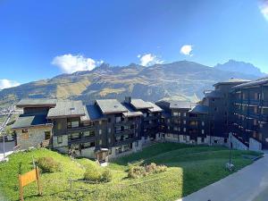 Appartement rénové, vue montagne - 4 pers. - FR-1-411-1040