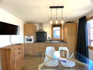 Appartement rénové, vue montagne - 4 pers. - FR-1-411-1040