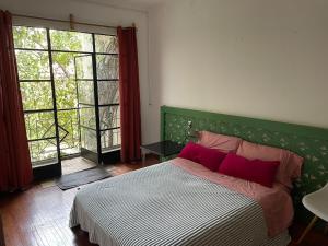 Authentic Mexican House 2 bedrooms Nearby Center