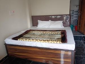 Aryan Hotel & Restaurant