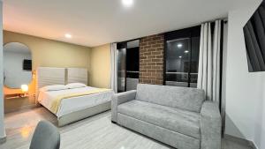 Apartasuite sabaneta city view