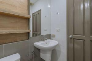 1Br Mountain View Near Bangtao Beach Hill MynaC287