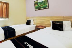 Hotel O Surabaya near Surabaya Town Square formerly Kupang Gunung Residence