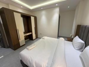 202 JRE fully equipped apartment, stunning view