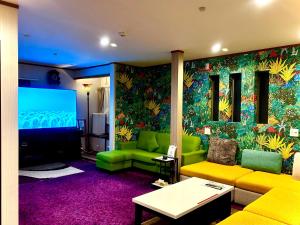 Private House Relax Inn Walking Distance to Costco Outlet Free Parking 4 Cars BBQ 広い一棟貸しRelax Inn 最大14名ok 4寝室2リビング広くてお得13名様まで1人1台ずつの寝具なので気楽ですアウトレット徒歩圏一軒