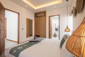 Brand New 4br Villa, enclosed living, Canggu