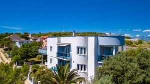 Apartman Elemar by Villas Guide