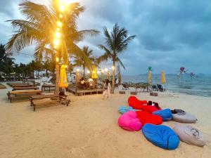 Phòng GẦN BIỂN VIEW NHẠC NƯỚC Ở HẠ LONG