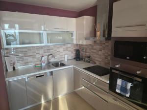 Skopje Sky City 37th, 33th, 28th,25th Floor Apartments with Pool & Spa & Fitness & Parking Including in Price