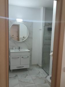 Sea View 3-Room Apartment