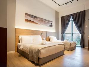 Liwan, Baysuite by Ayuhouz