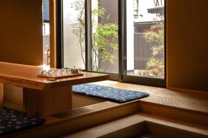 Tsuru INN 5 min Tsuruhashi, Direct KIX matsukaze