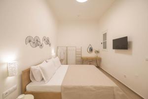 Corali 2 - Coastal Retreat
