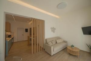Corali 2 - Coastal Retreat