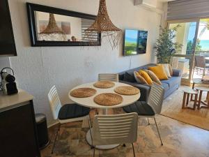 FRONTLINE BEACH APARTMENT IN Romana Playa MARBELLA