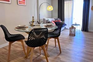 Apartment with panoramic views a swimming pool and a nearby beach