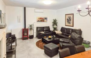 Pet Friendly Home In Brna