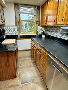 Cozy-Furnished-Seattle-Apt3BR1BA