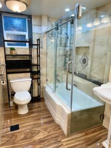 Cozy-Furnished-Seattle-Apt3BR1BA