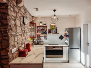 Stone Villa with sea view and pool