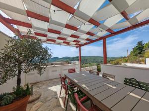 Stone Villa with sea view and pool