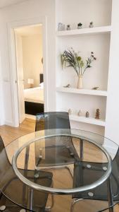 2 bedrooms and 2 suny terraces