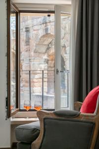 Conte Manfredo and Donna Angelina Apartments with Breathtaking Arena Views in Verona