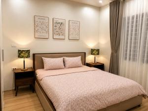 Transit stay 12 minutes Noi Bai Airport - R101