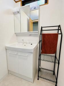 401 Melon Bright 1BR Near Namba & Kuromon