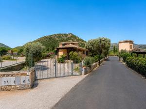 San Teodoro 5 min - 3km dal Mare - AC, Wifi, Parking