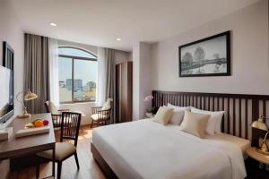 Grand KAS Premium Hotel & Sky Bar