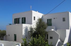 Irene Rooms Folegandros Greece