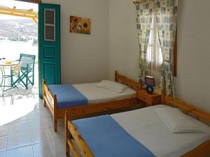 Irene Rooms Folegandros Greece