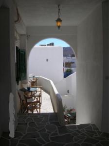 Irene Rooms Folegandros Greece