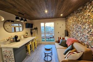 Studio with balcony - near lake