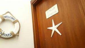 Single Room with Private Bathroom room in Palermo Inn