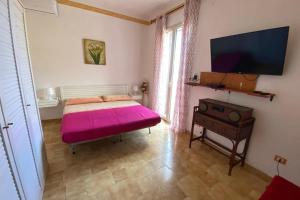 Apartment Sleeps 3 - Private Garden - Pets Welcome