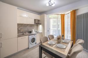 Endless Summer Suite 64 Pools Spa Prarking Beach Resort