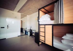 Young Learning Hotel