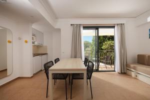 Hotel Playa Mondrago