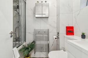 MODERN 4 SLEEPS STUDIO in KING CROSS